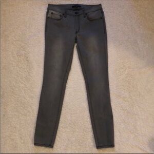 Dylan George Gray Jeans Carine Classic Skinny
Stretchy Size 26 Size 26